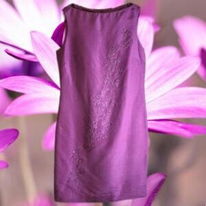 Evan-Picone 4 sleeveless, silk, lined, dress beaded embellishment. Beautiful.